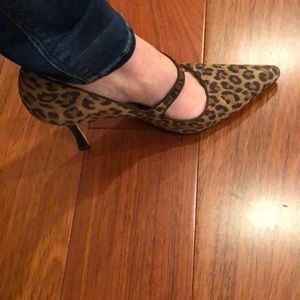 Manolo blahnik Mary Janes leopard print